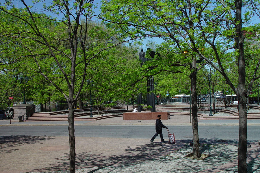 harlem_streets.070505-001.jpg