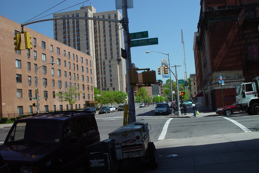 harlem_streets.070505-037.jpg