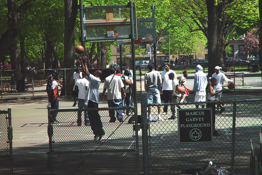 harlem_streets.070505-069.jpg