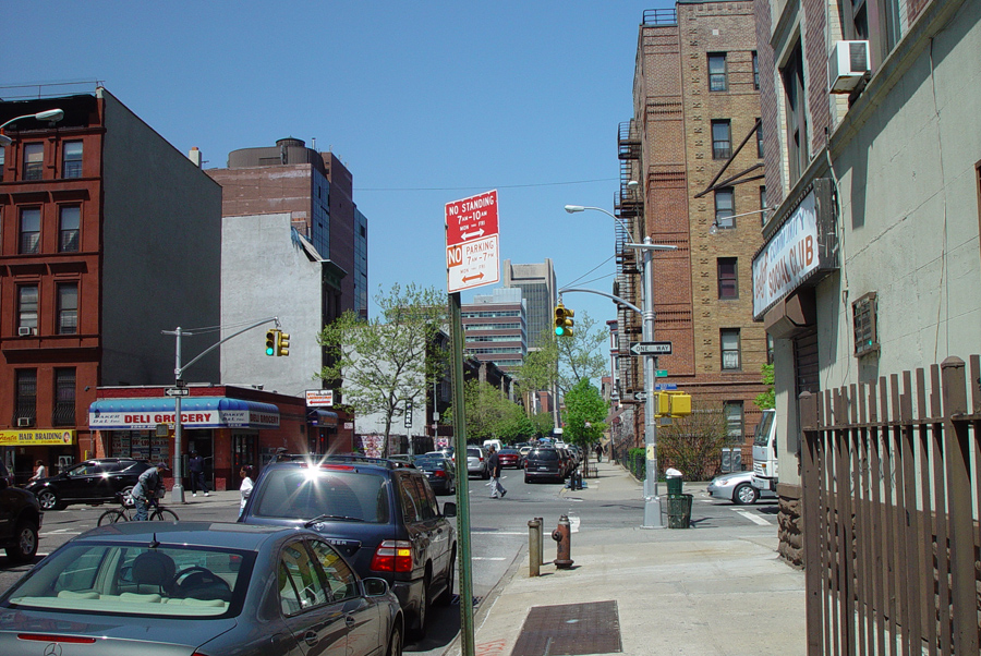 harlem_streets.070505-133.jpg